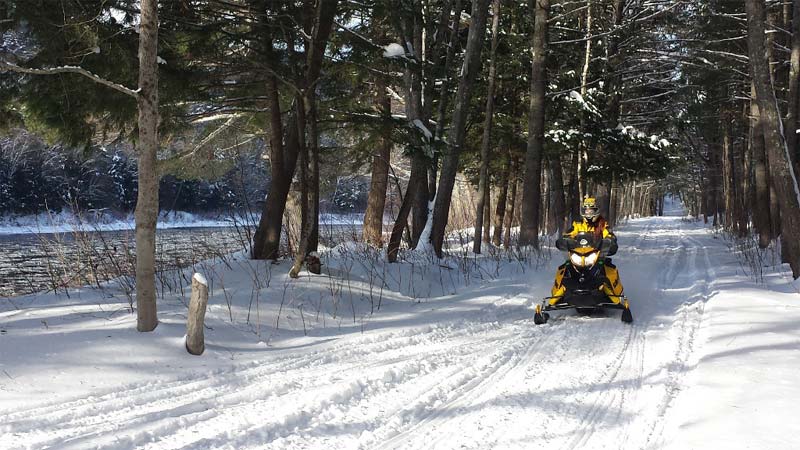snowmobiling fast trail