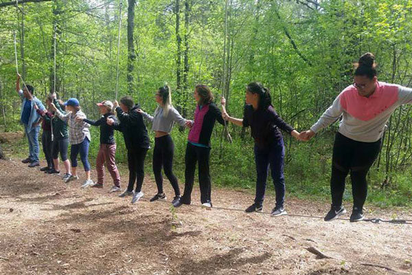 team building ropes course