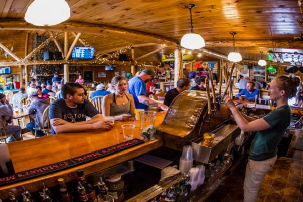 bar-brewpub-team-1.jpg