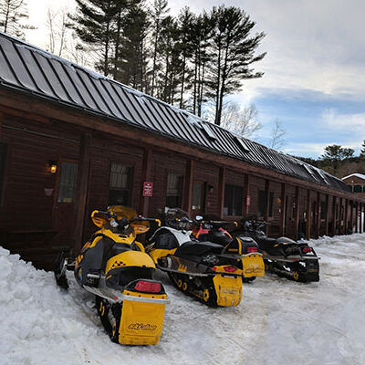 Logdo winter snowmobile